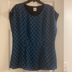 Cabi Foulard top, diamond print, Pacific blue